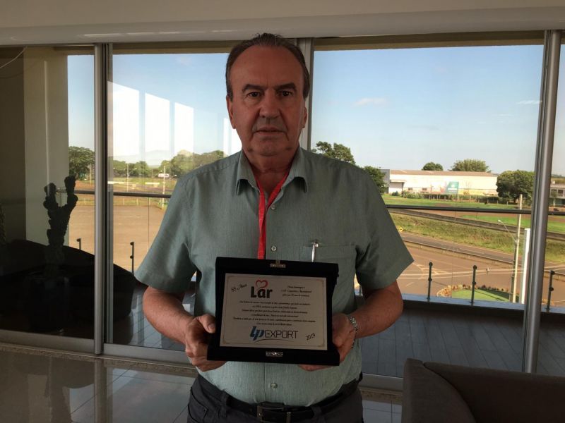 LAR Cooperativa Agroindustrial - 55 ANOS