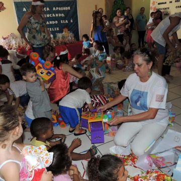 Natal em creches carentes - Itajaí - 2015